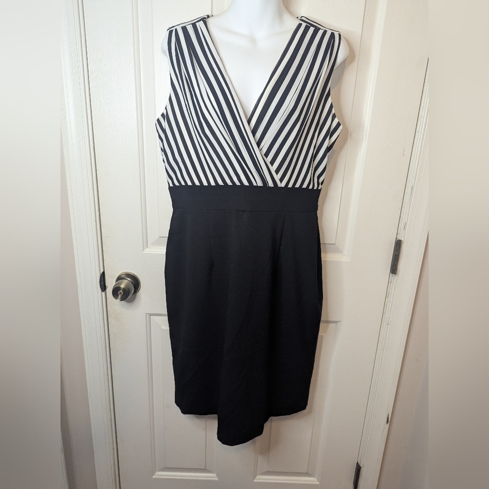 Calvin Klein Aomen’s Striped Sleeveless Lined Dress No Sz Tag-See Measurements